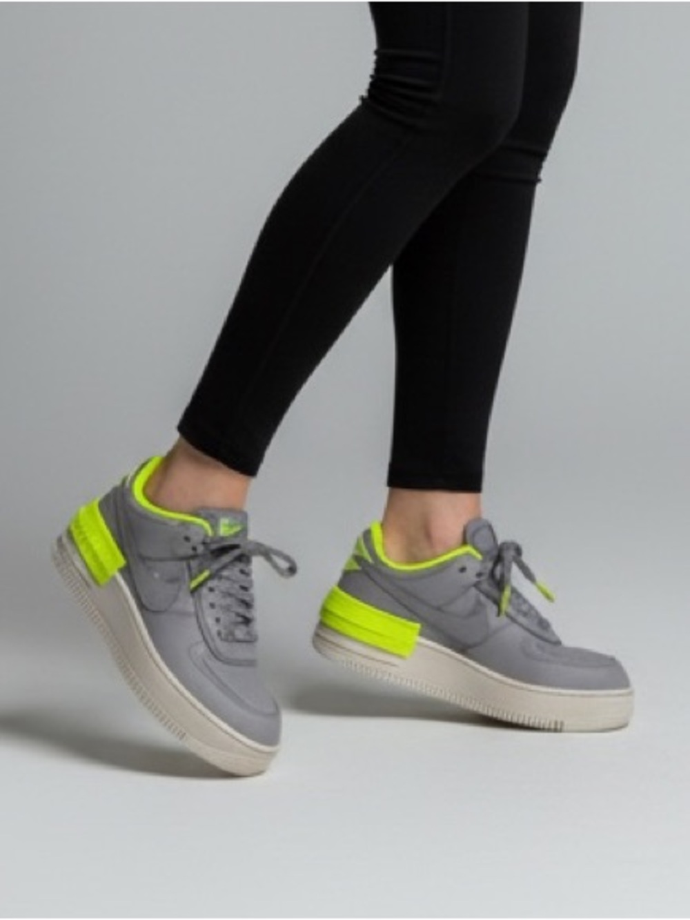 Nike Air Force 1 Shoes in Grey Neon Yellow Accent Woman Sneakers Size 6.5 New